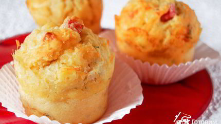 Маффины с сыром и ветчиной