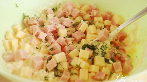 маффины с сыром и ветчиной