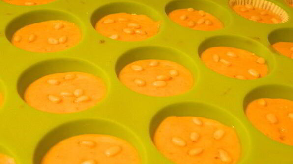 маффины с тыквой и кедровыми орешками