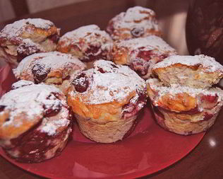 Маффины с вишней