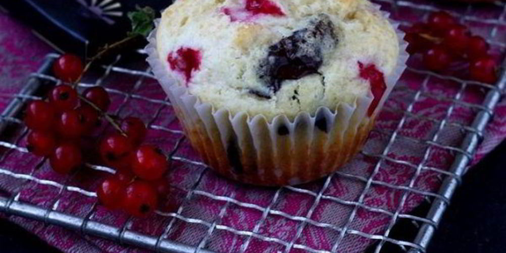 Рецепт маффины со смородиной