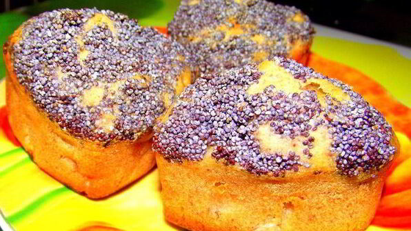 медовые маффины с бананом, корицей и маком