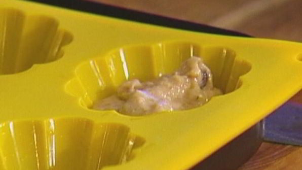 медовые маффины с финиками и бананами