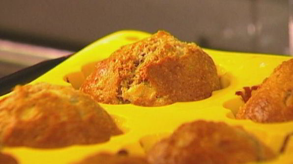 медовые маффины с финиками и бананами