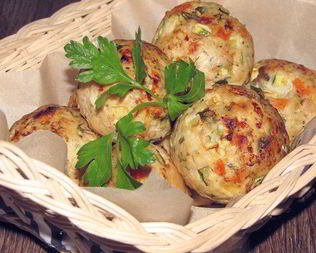 Мясные маффины с овощами