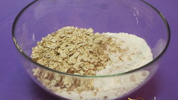 смородиновые маффины с безе