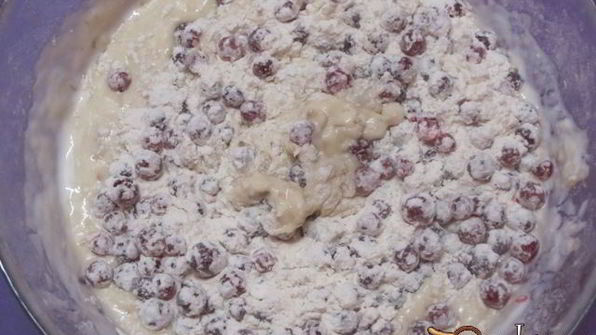 смородиновые маффины с безе