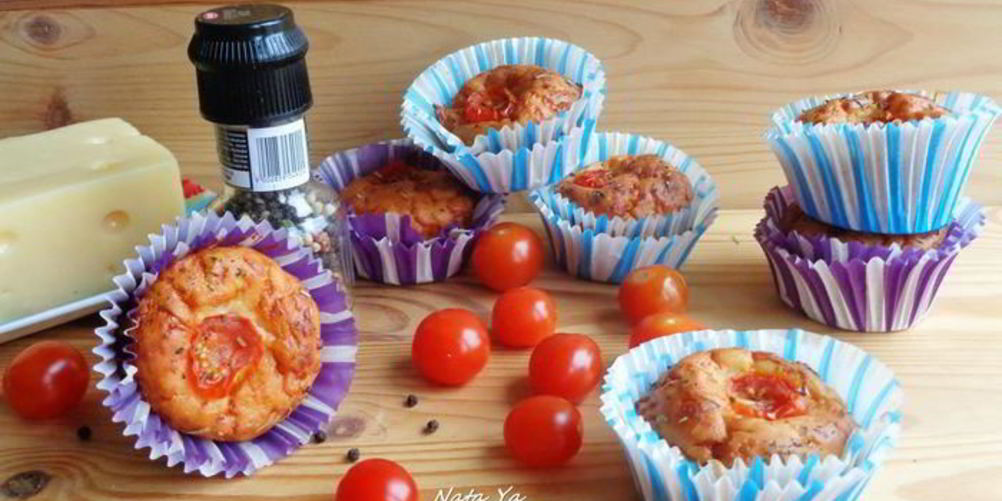 Рецепт сырные маффины с помидорами черри