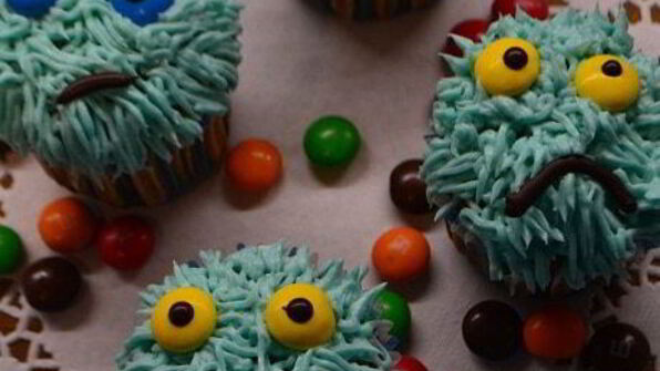 тыквенные маффины с кремом монстрики