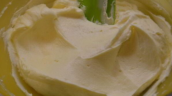 тыквенные маффины с кремом монстрики