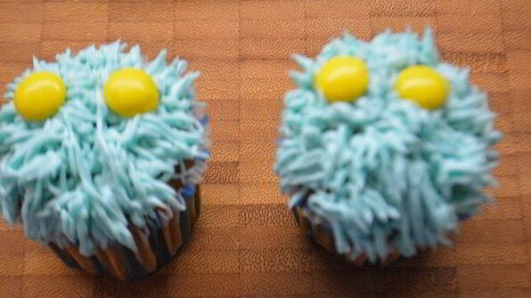 тыквенные маффины с кремом монстрики