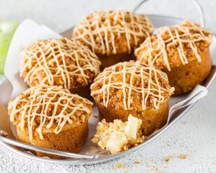 Яблочные маффины с ореховым штрейзелем