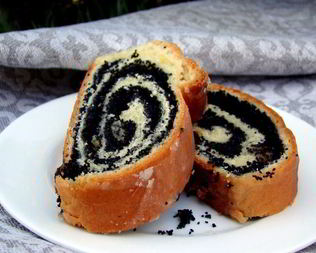 Маковый рулет