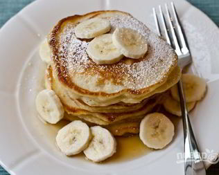 Банановые оладьи на молоке