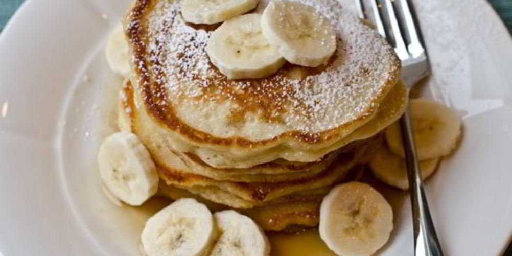 Рецепт банановые оладьи на молоке