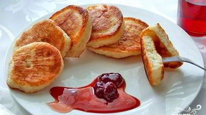 Дрожжевые оладьи без яиц