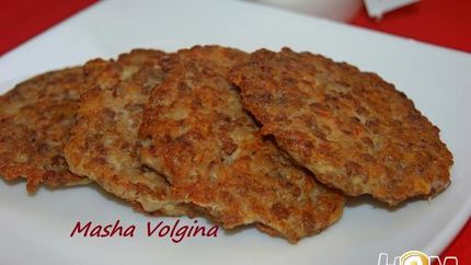 Гречневые оладушки с ветчиной и сыром