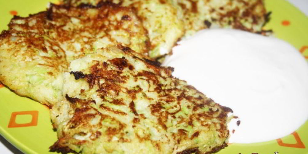 Рецепт кабачковые оладьи с кукурузной мукой
