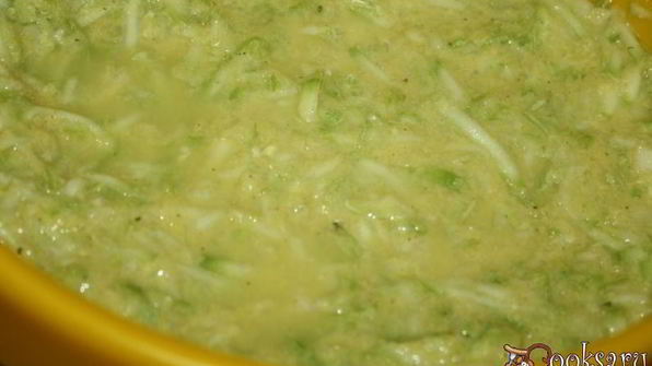 кабачковые оладьи с кукурузной мукой