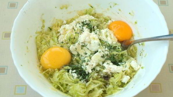 кабачковые оладьи с творогом