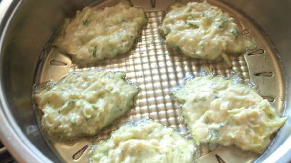 кабачковые оладьи с творогом