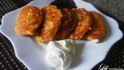 Морковно-творожные оладушки