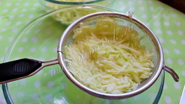 оладьи из кабачка и цветной капусты