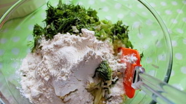 оладьи из кабачка и цветной капусты