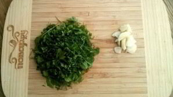 оладьи из кабачков с сыром и чесноком