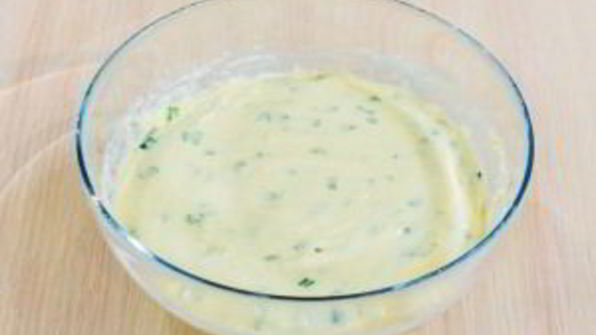 оладьи на сметане с зеленым луком