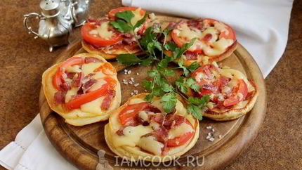 Оладьи-пиццы на кефире