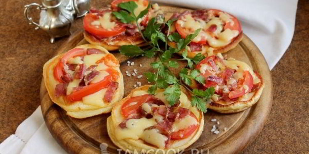 Рецепт оладьи-пиццы на кефире