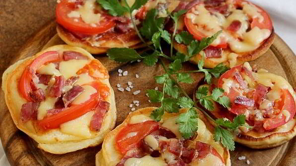 оладьи-пиццы на кефире