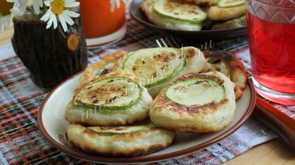 оладьи с кабачками кружками