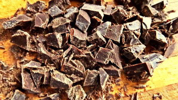 оладьи с шоколадно-ягодной добавкой