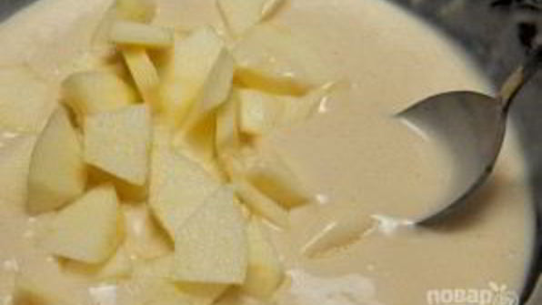 оладьи с яблоками на молоке