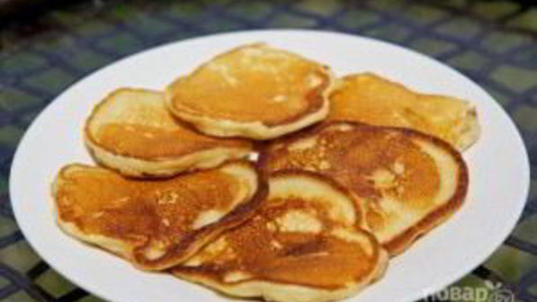 оладьи с яблоками на молоке