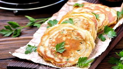 Оладьи с зеленым луком на кефире