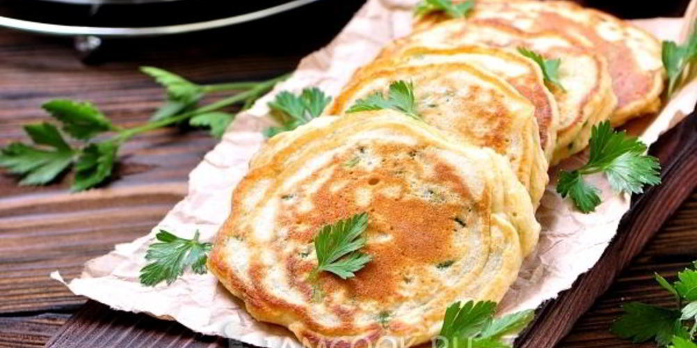 Рецепт оладьи с зеленым луком на кефире