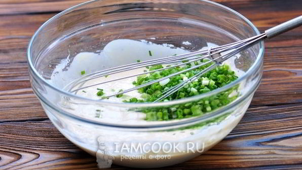 оладьи с зеленым луком на кефире