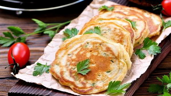 оладьи с зеленым луком на кефире