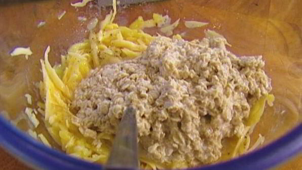 овсяные оладьи с картофелем, сыром и беконом