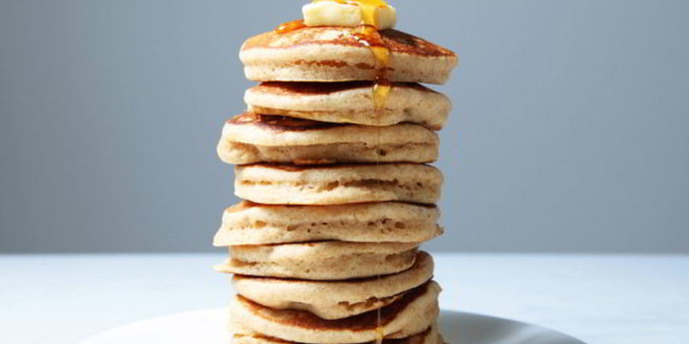 Рецепт пышные оладьи без яиц и соды на простокваше