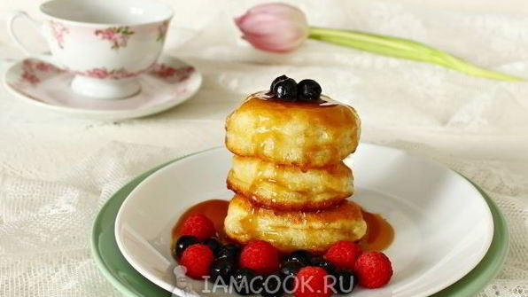 пышные оладьи на простокваше на дрожжах