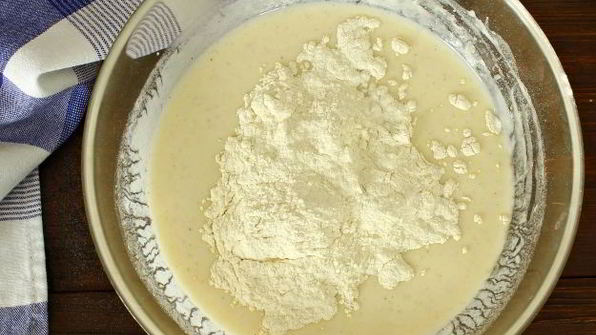 пышные оладьи на простокваше на дрожжах