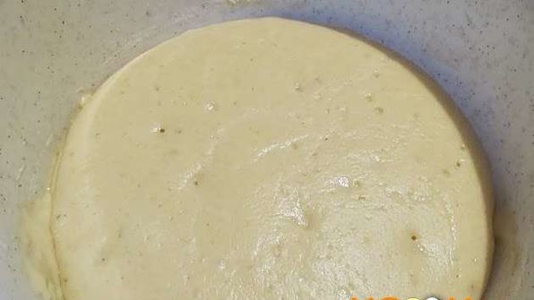 пышные оладьи на сухих дрожжах