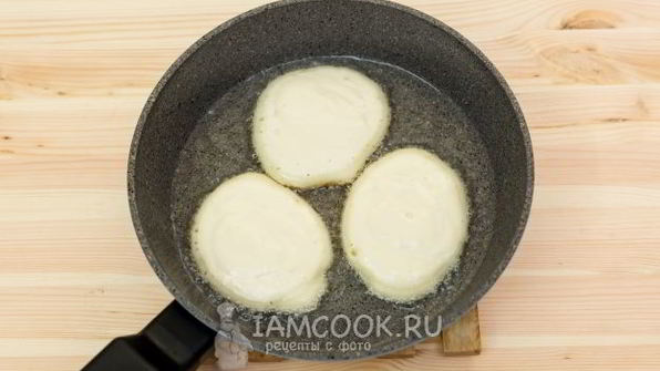 пышные оладьи на теплом кефире