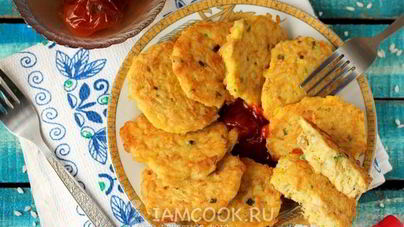 Рисовые оладьи с куриным мясом