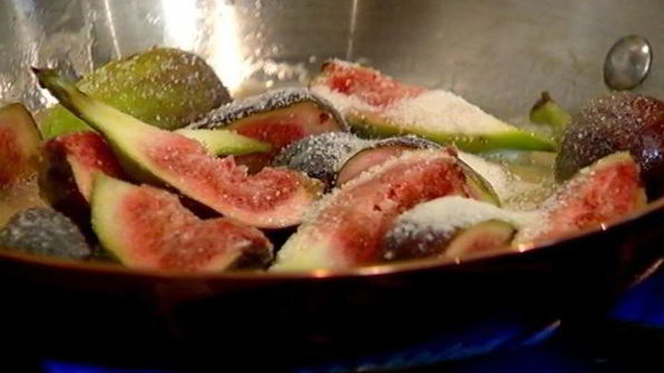 сахарные оладьи с инжиром