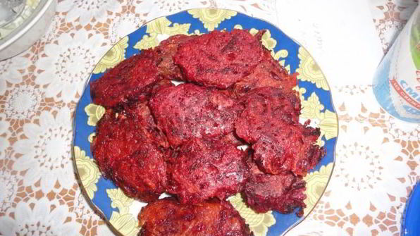 свекольно-картофельные оладьи